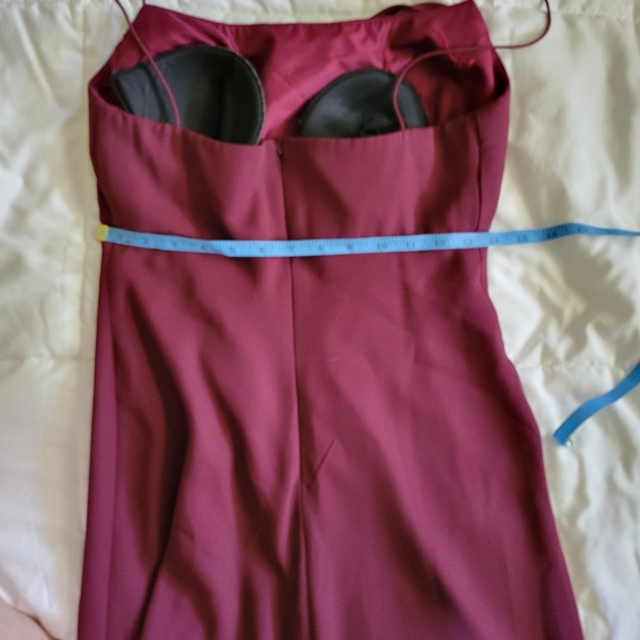 Maroon prom/bridesmaid/evening gown - Picture 6 of 8